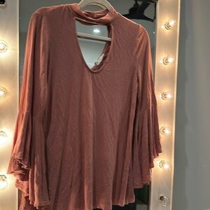 Keyhole cutout with bell sleeves shirt